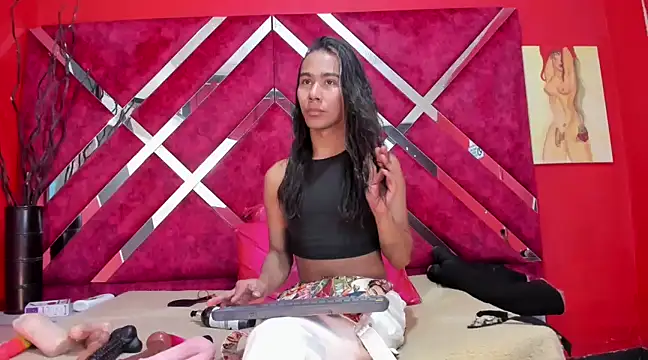 Snapshot of Scarlett_Hot5 chatting on 02/25/25, 04:57 Scarlett Hot5 online show from 02/25/25, 04:57