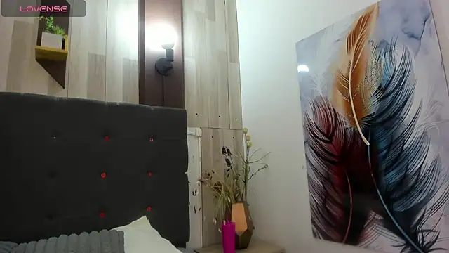 Sara Johnsonn online show from 02/13/25, 11:15