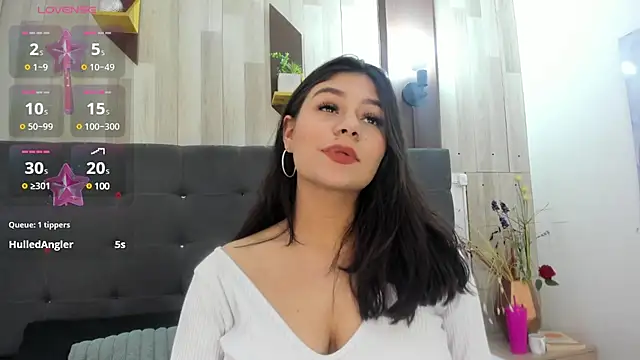 Sara Johnsonn online show from 02/22/25, 07:47