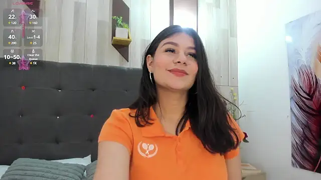 Sara Johnsonn online show from 02/24/25, 07:41