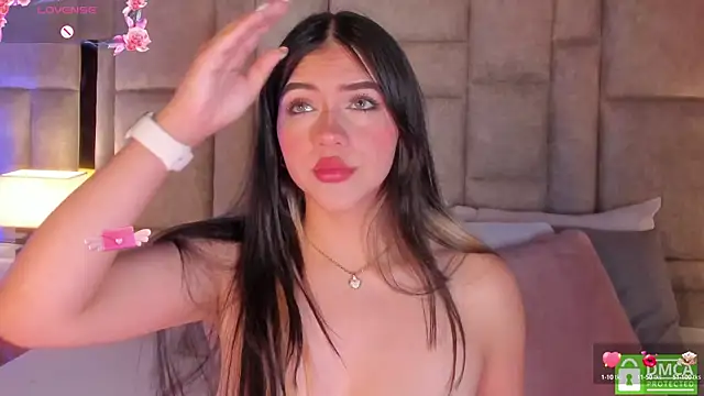 Snapshot of SofiScott_ chatting on 02/17/25, 08:58 SofiScott online show from 02/17/25, 08:58