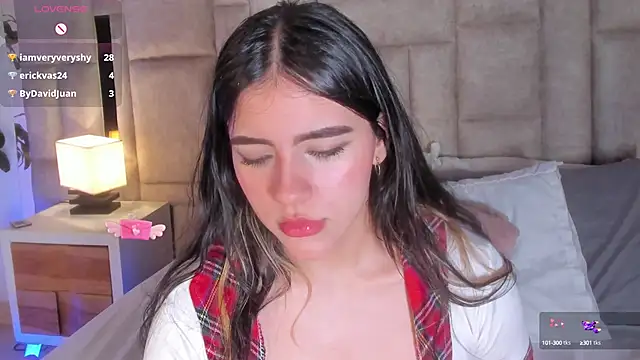 Snapshot of SofiScott_ chatting on 03/14/25, 11:32 SofiScott online show from 03/14/25, 11:32