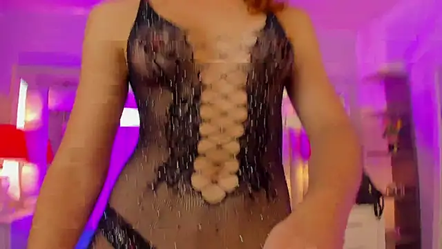 Snapshot of mariiahneedles chatting on 10/20/25, 10:10 mariiahneedles online show from 10/20/25, 10:10