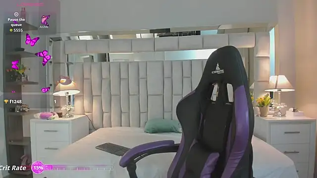 Snapshot of mariiahneedles chatting on 04/15/26, 12:06 mariiahneedles online show from 04/15/26, 12:06