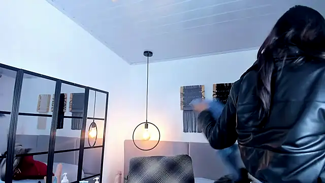 Snapshot of Sweet_camille chatting on 12/05/25, 02:20 Sweet camille online show from 12/05/25, 02:20