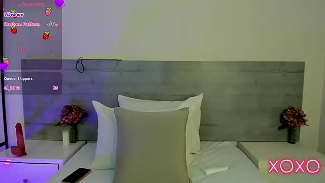 Snapshot of DulceColeman chatting on 05/11/26, 11:27 DulceColeman online show from 05/11/26, 11:27