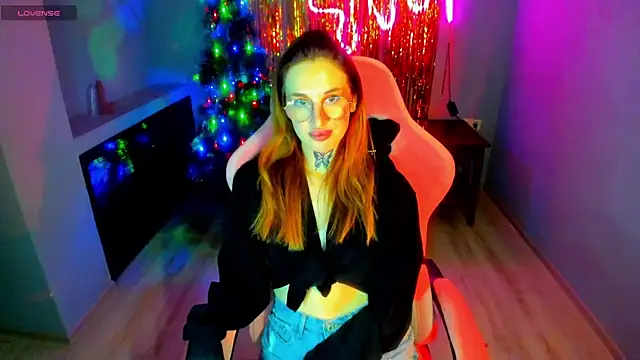 Snapshot of your_tora chatting on 12/27/24, 12:23 your tora online show from 12/27/24, 12:23