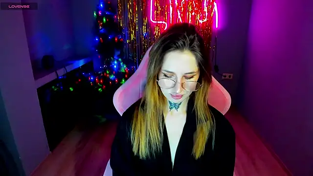 Snapshot of your_tora chatting on 01/04/25, 10:05 your tora online show from 01/04/25, 10:05