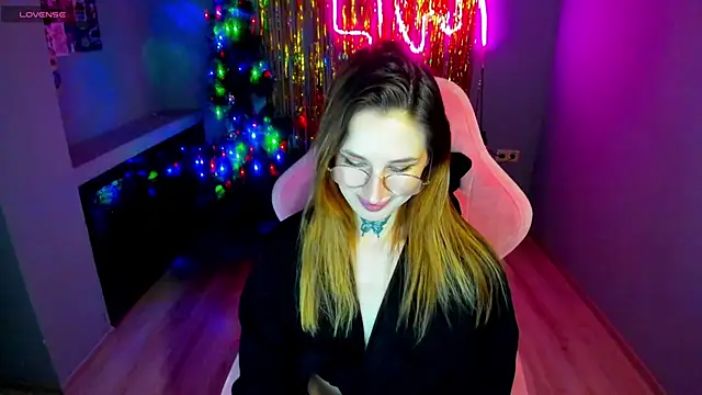 Snapshot of your_tora chatting on 01/09/25, 01:35 your tora online show from 01/09/25, 01:35