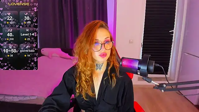 Snapshot of your_tora chatting on 10/14/25, 02:07 your tora online show from 10/14/25, 02:07