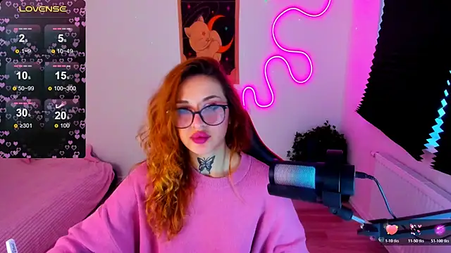 Snapshot of your_tora chatting on 11/12/25, 01:00 your tora online show from 11/12/25, 01:00