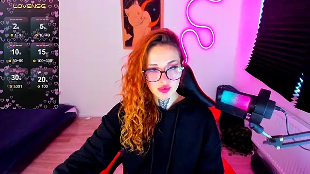 Snapshot of your_tora chatting on 11/16/25, 12:00 your tora online show from 11/16/25, 12:00