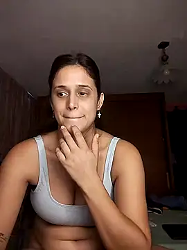 Catalinacandela online show from 03/21/25, 09:56