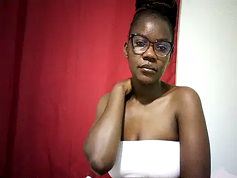 Snapshot of Pierra77 chatting on 05/08/26, 06:08 Pierra77 online show from 05/08/26, 06:08
