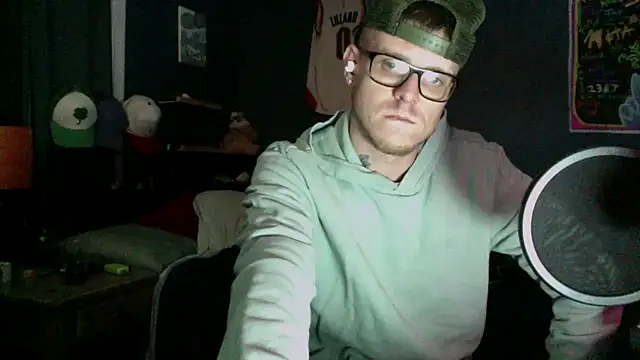 Snapshot of traejddd chatting on 03/22/26, 05:44 traejddd online show from 03/22/26, 05:44