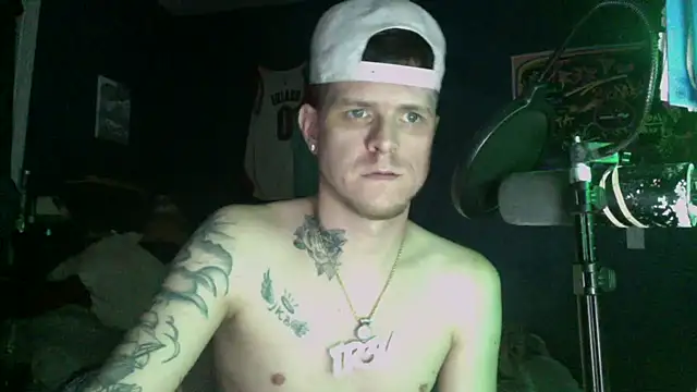 Snapshot of traejddd chatting on 04/03/26, 06:00 traejddd online show from 04/03/26, 06:00