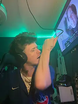 traejddd online show from 06/28/26, 08:20