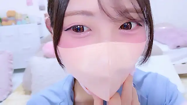 Snapshot of Suzu_ch_xx chatting on 06/21/26, 01:57 Suzu ch xx online show from 06/21/26, 01:57