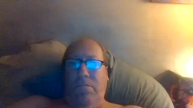 Snapshot of hornyrich69 chatting on 01/02/25, 03:58 hornyrich69 online show from 01/02/25, 03:58