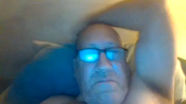 Snapshot of hornyrich69 chatting on 03/04/25, 06:26 hornyrich69 online show from 03/04/25, 06:26