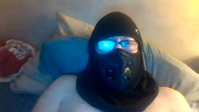 Snapshot of hornyrich69 chatting on 03/14/25, 08:42 hornyrich69 online show from 03/14/25, 08:42