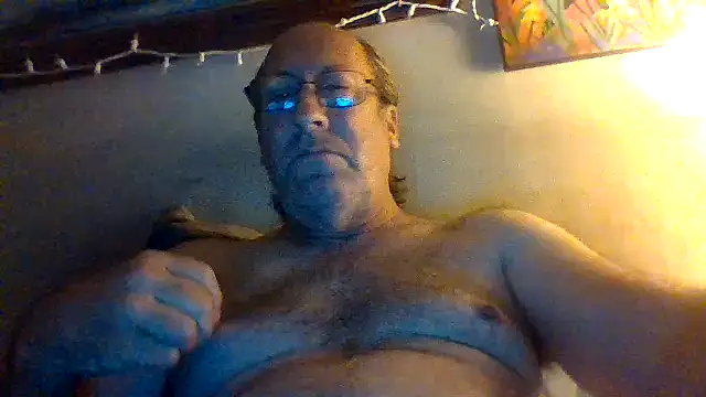 Snapshot of hornyrich69 chatting on 07/25/26, 07:17 hornyrich69 online show from 07/25/26, 07:17
