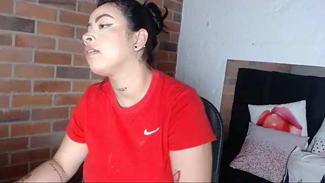 Snapshot of salome__hills1 chatting on 01/30/25, 09:15 salome hills1 online show from 01/30/25, 09:15