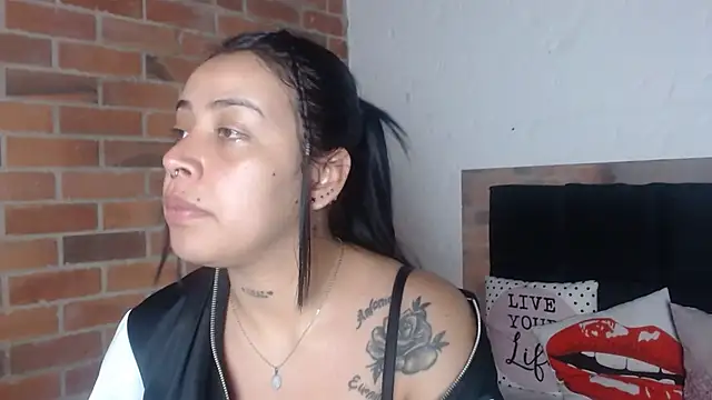 salome  hills1 online show from 01/15/26, 07:50