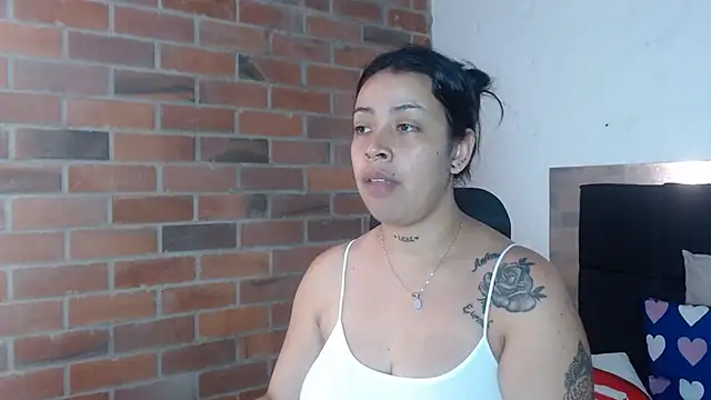 salome  hills1 online show from 02/26/26, 03:33