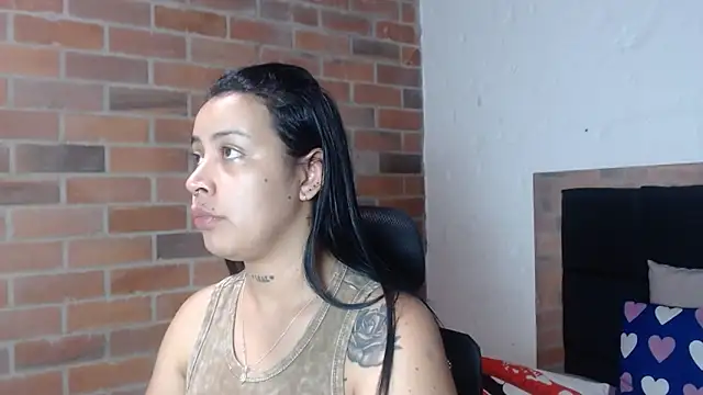 Snapshot of salome__hills1 chatting on 04/10/26, 07:51 salome hills1 online show from 04/10/26, 07:51