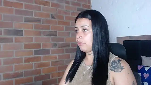 Snapshot of salome__hills1 chatting on 04/23/26, 10:34 salome hills1 online show from 04/23/26, 10:34