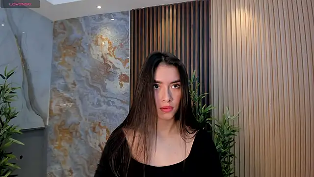 Snapshot of Emmaa_Robertss chatting on 10/12/25, 03:11 Emmaa Robertss online show from 10/12/25, 03:11
