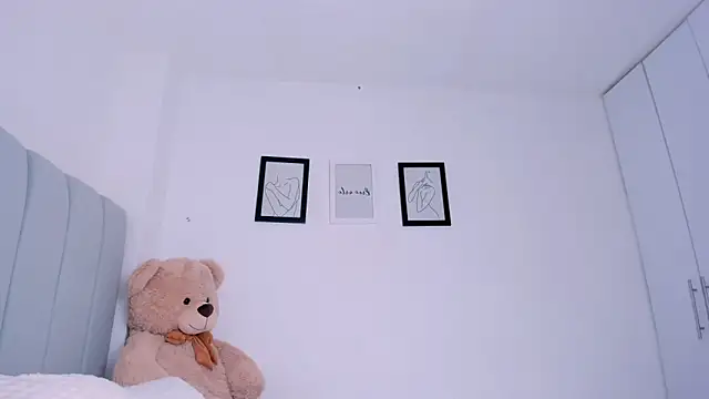 DannaHyde online show from 01/27/25, 10:38