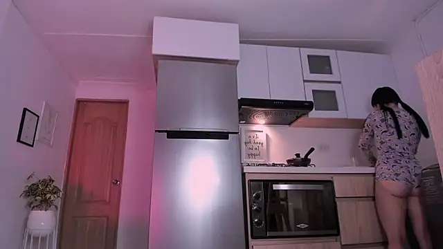 DannaHyde online show from 02/16/25, 11:37