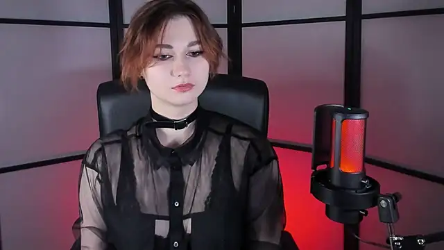 Snapshot of Goddess-Rose chatting on 01/19/25, 03:42 Goddess-Rose online show from 01/19/25, 03:42