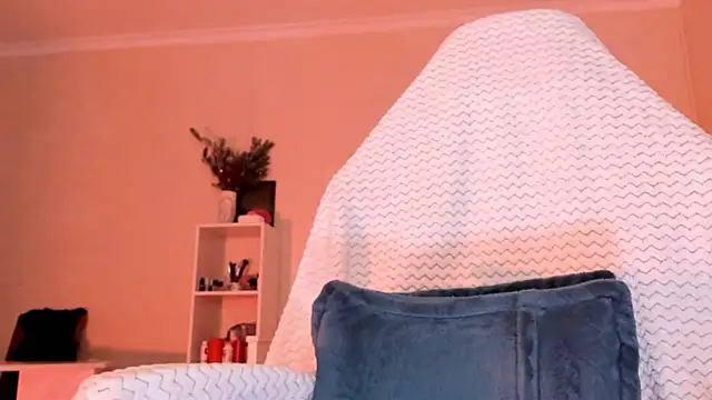 Snapshot of Britney_Ross chatting on 03/14/26, 03:01 Britney Ross online show from 03/14/26, 03:01