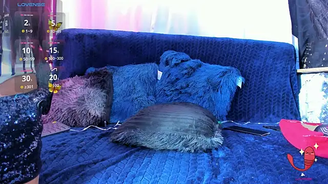 Snapshot of Mracialatina chatting on 11/10/25, 04:39 Mracialatina online show from 11/10/25, 04:39