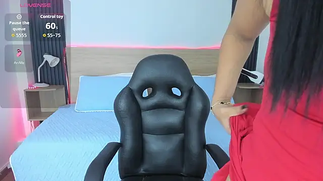 Chiqui milk  online show from 09/22/25, 07:16