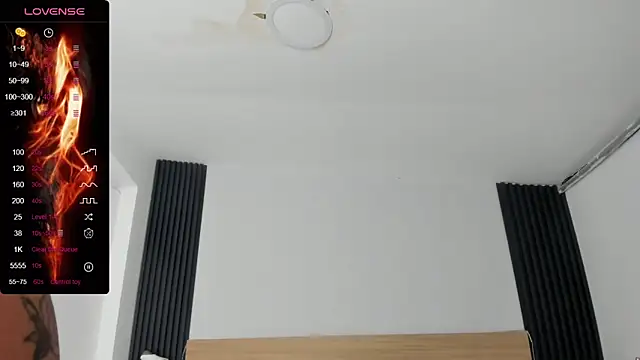 Chiqui milk  online show from 11/25/25, 07:03