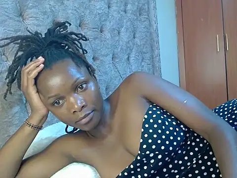 Naughty Girl17 online show from 02/12/25, 07:34