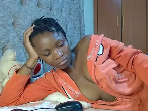 Naughty Girl17 online show from 02/25/25, 11:22