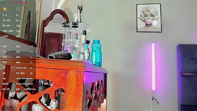 Jimena Grey online show from 01/14/26, 03:56