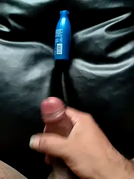 Snapshot of Village_0boy chatting on 09/22/25, 10:50 Village 0boy online show from 09/22/25, 10:50