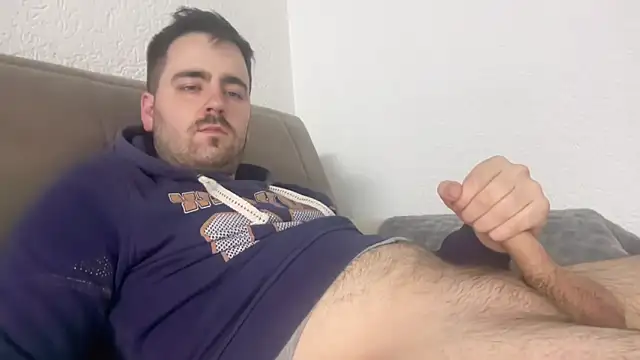 Snapshot of Horny00boy0 chatting on 05/06/26, 11:54 Horny00boy0 online show from 05/06/26, 11:54