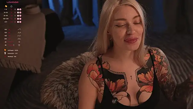 LinaKinky online show from 03/12/25, 01:51