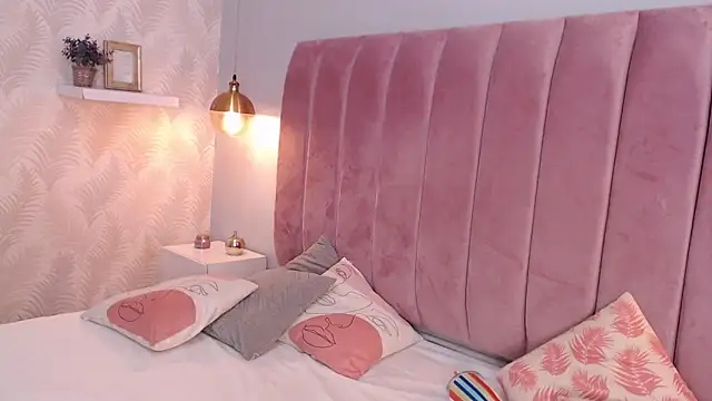 LeenaBrown online show from 03/13/25, 04:23