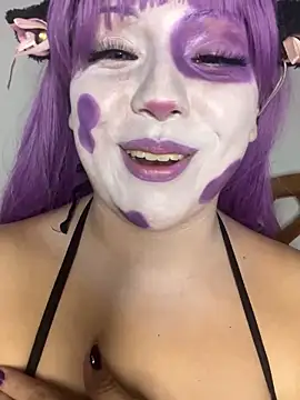 Snapshot of PurpleHaze17 chatting on 10/19/25, 03:40 PurpleHaze17 online show from 10/19/25, 03:40