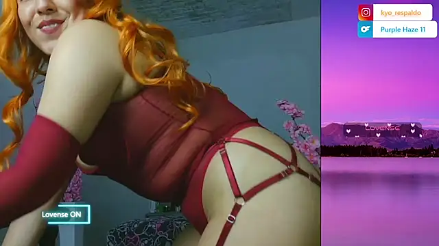 PurpleHaze17 online show from 10/28/25, 12:03