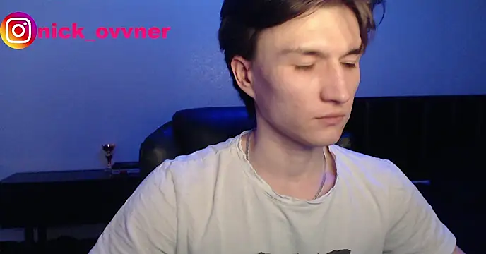 Snapshot of nick_owner chatting on 04/26/26, 07:44 nick owner online show from 04/26/26, 07:44