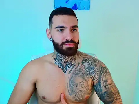 Snapshot of silvano_torres chatting on 01/18/26, 03:38 silvano torres online show from 01/18/26, 03:38